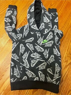 Nike Black & Gray Logo Pullover Hoodie